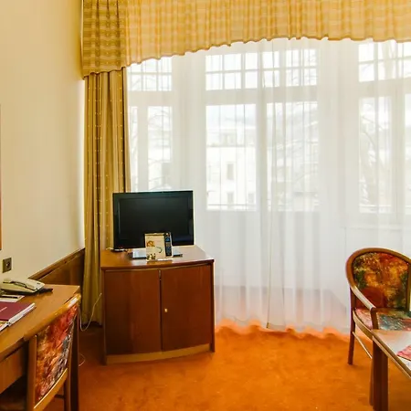 Sport Hofmann - Fitness & Tenis Guest house Karlovy Vary